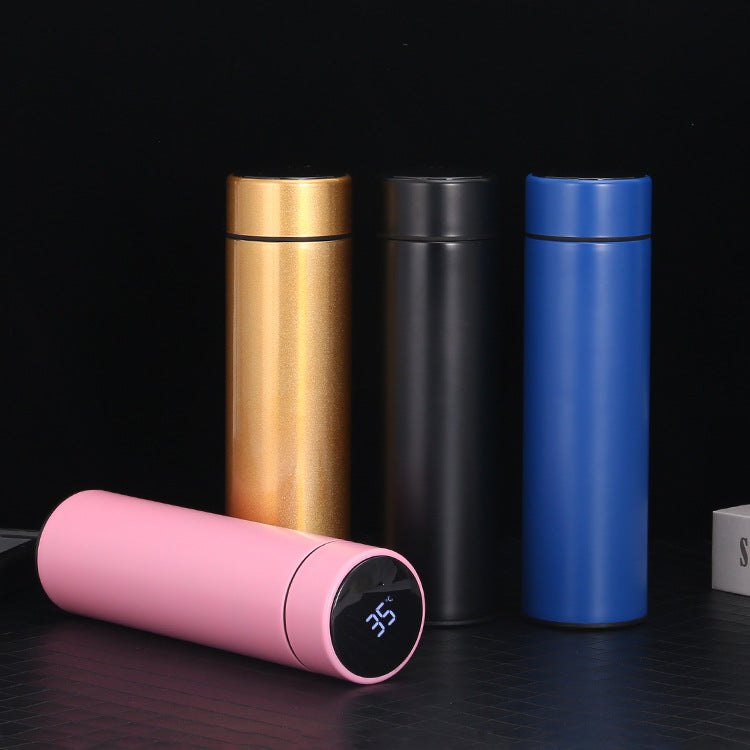 Explore the convenience of our Digital Vacuum Flask with Liquid Temperature Display. Easy to pour with a drip-free mouth and suitable for ice cubes. Comfortable to hold, ensuring a condensation-free grip. Designed for portability, fitting seamlessly into backpacks, rucksacks, office, school, or gym bags. Keeps beverages hot or cold for up to 24 hours. Package includes 1x 500ml Digital Vacuum Flask.